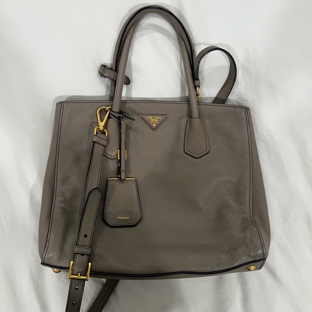 Prada Vitello Grain Grey Leather Tote, BN2829 - Picture 8 of 9
